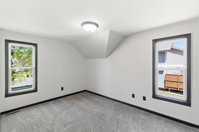 1035 E Main Street, Mankato, MN 56001