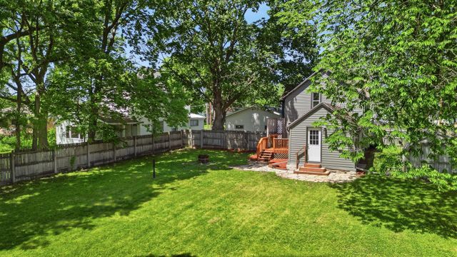 1035 E Main Street, Mankato, MN 56001