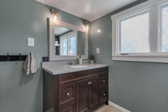 7244 Waterloo Road NW, Canal Winchester, OH 43110