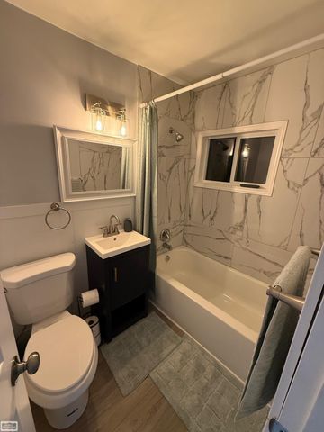 32860 Mecosta Court, Westland, MI 48168