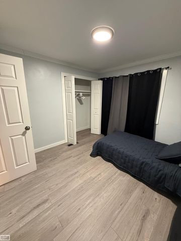 32860 Mecosta Court, Westland, MI 48168