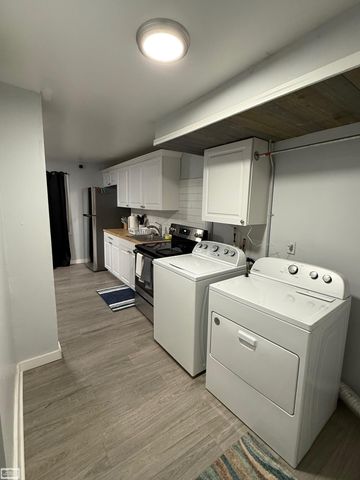 32860 Mecosta Court, Westland, MI 48168