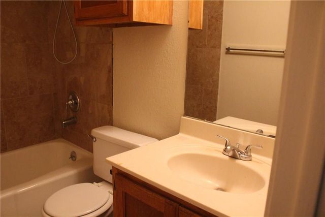 9406 KEMPLER DR B, Austin, TX 78748