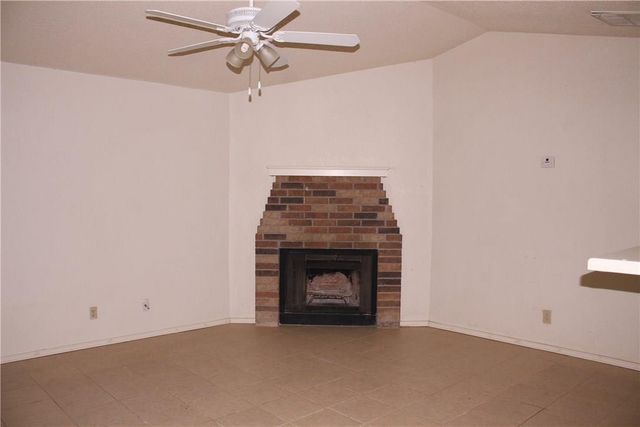 9406 KEMPLER DR B, Austin, TX 78748