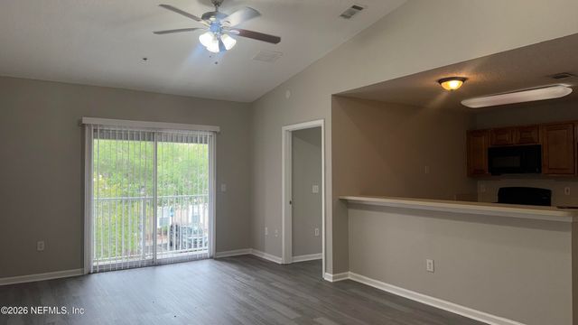 1466 MANOTAK POINT Drive 205, Jacksonville, FL 32210