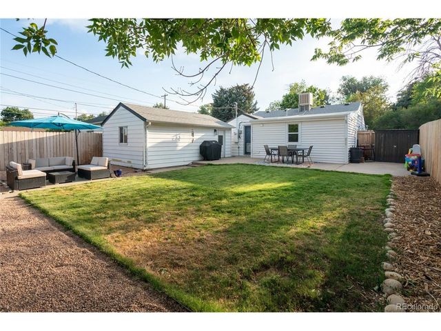 5510 Otis Ct, Arvada, CO 80002