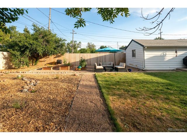5510 Otis Ct, Arvada, CO 80002