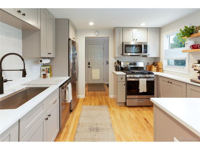 5510 Otis Ct, Arvada, CO 80002
