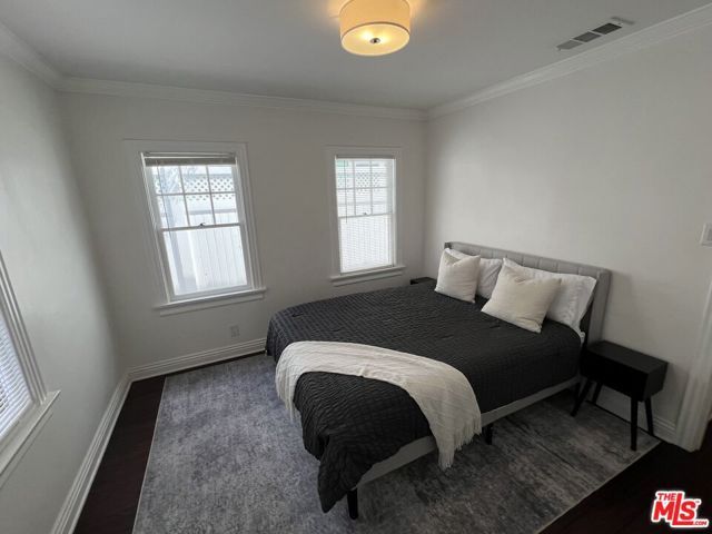 7865 Willoughby Avenue, Los Angeles, CA 90046