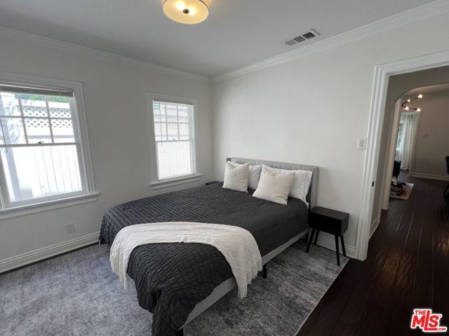 7865 Willoughby Avenue, Los Angeles, CA 90046