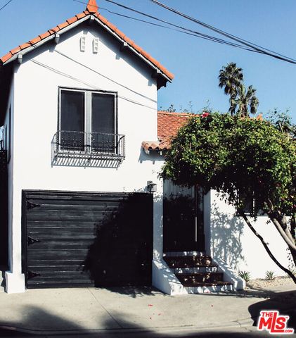 7865 Willoughby Avenue, Los Angeles, CA 90046