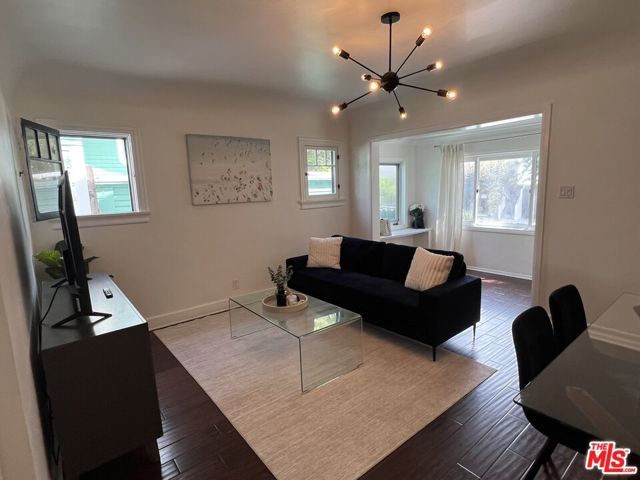 7865 Willoughby Avenue, Los Angeles, CA 90046