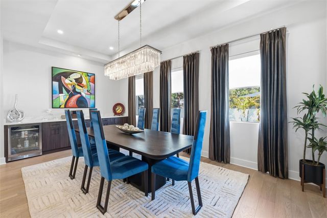 3301 W PAUL AVENUE, Tampa, FL 33611