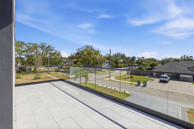 3301 W PAUL AVENUE, Tampa, FL 33611