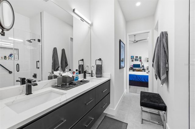 3301 W PAUL AVENUE, Tampa, FL 33611