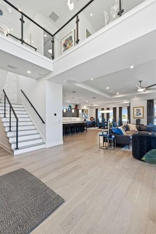 3301 W PAUL AVENUE, Tampa, FL 33611