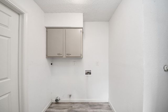 8622 Valley Meadow Drive, Houston, TX 77078