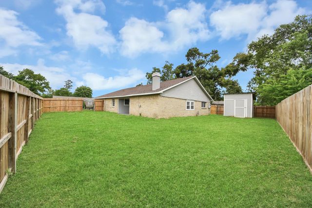 8622 Valley Meadow Drive, Houston, TX 77078