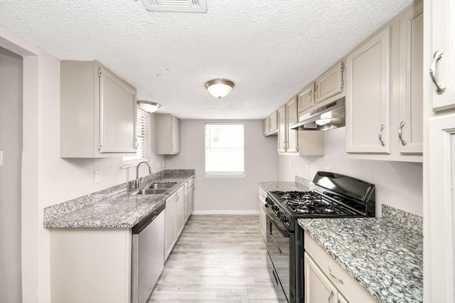 8622 Valley Meadow Drive, Houston, TX 77078