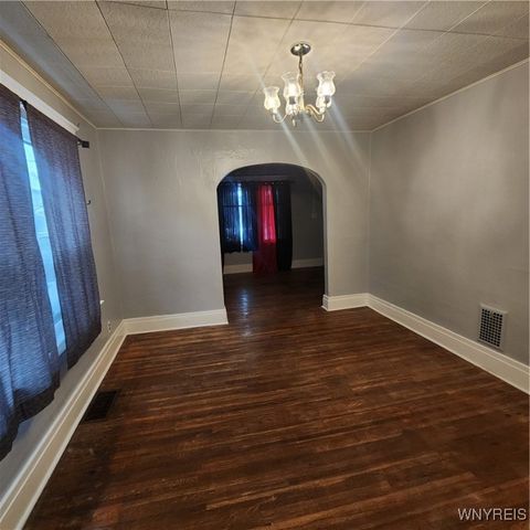 38 Wyandotte Avenue, Buffalo, NY 14207