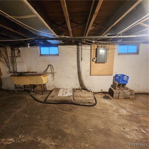 38 Wyandotte Avenue, Buffalo, NY 14207