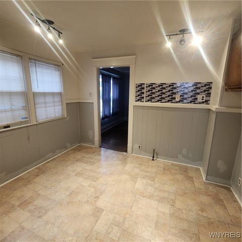 38 Wyandotte Avenue, Buffalo, NY 14207