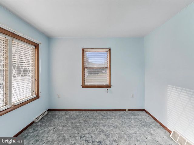 245 DOE ST, Keyser, WV 26726