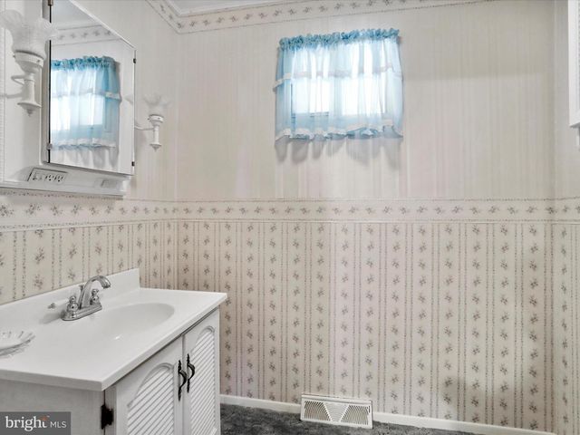 245 DOE ST, Keyser, WV 26726