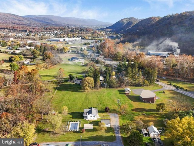 245 DOE ST, Keyser, WV 26726