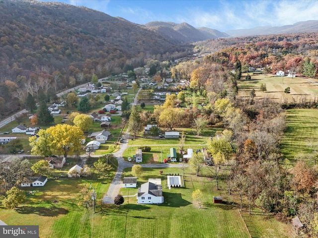 245 DOE ST, Keyser, WV 26726