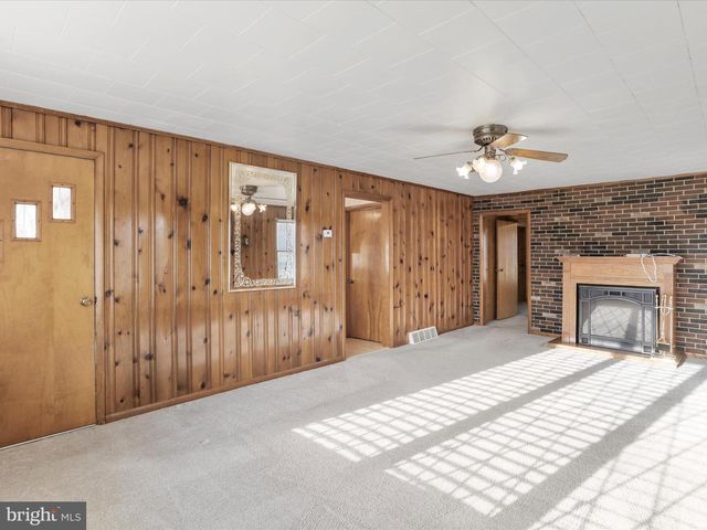 245 DOE ST, Keyser, WV 26726