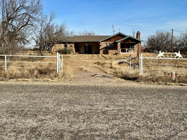 1630 County Rd 305, Colorado City, TX 79512