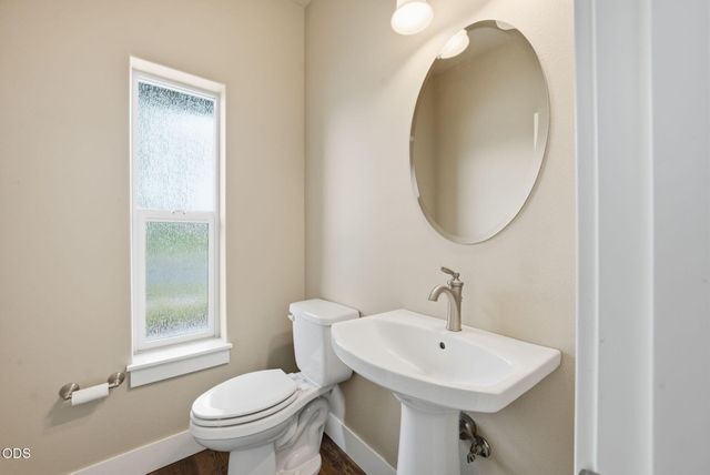 3024 NE Flagstone Avenue, Bend, OR 97701