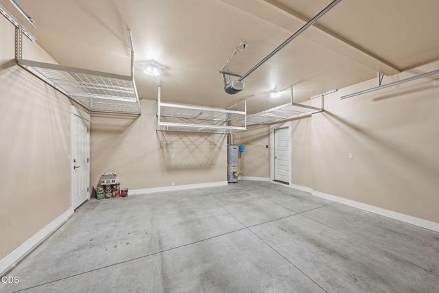 3024 NE Flagstone Avenue, Bend, OR 97701