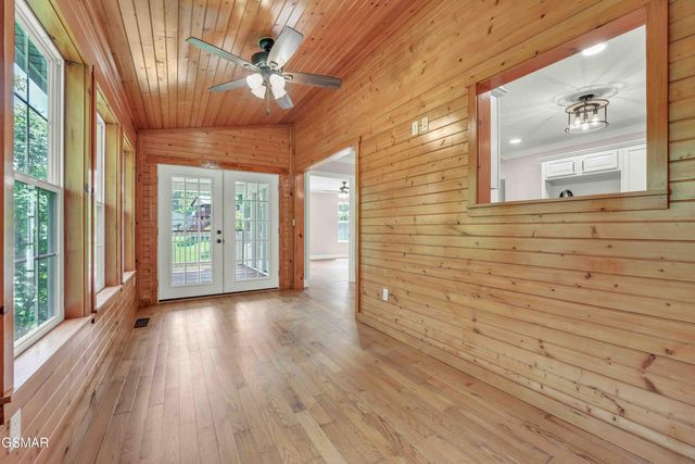 334 Amolee Lane, Sevierville, TN 37876