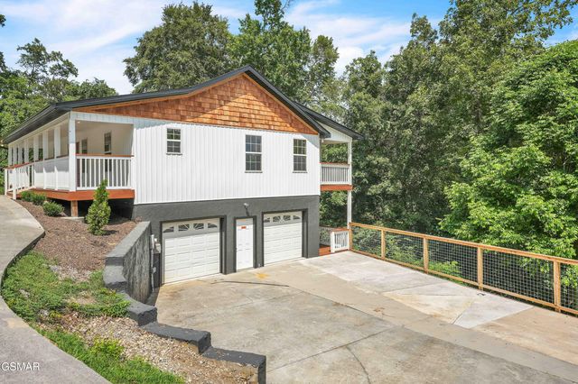 334 Amolee Lane, Sevierville, TN 37876