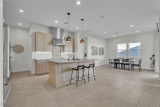 10214 Meandering Dell Street, Las Vegas, NV 89166