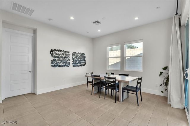 10214 Meandering Dell Street, Las Vegas, NV 89166