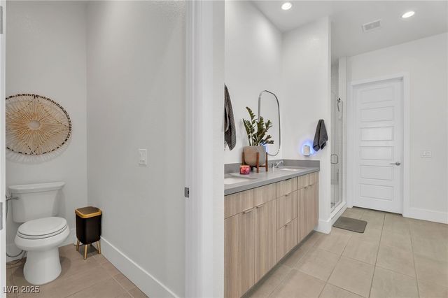 10214 Meandering Dell Street, Las Vegas, NV 89166