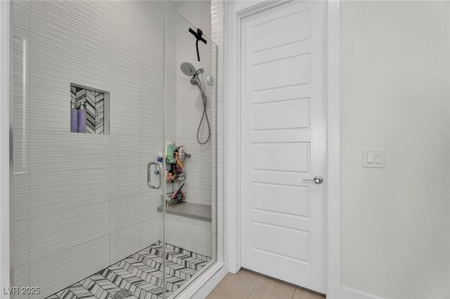 10214 Meandering Dell Street, Las Vegas, NV 89166