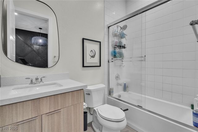 10214 Meandering Dell Street, Las Vegas, NV 89166