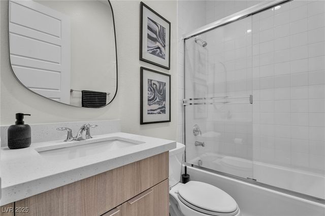 10214 Meandering Dell Street, Las Vegas, NV 89166