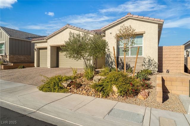 10214 Meandering Dell Street, Las Vegas, NV 89166