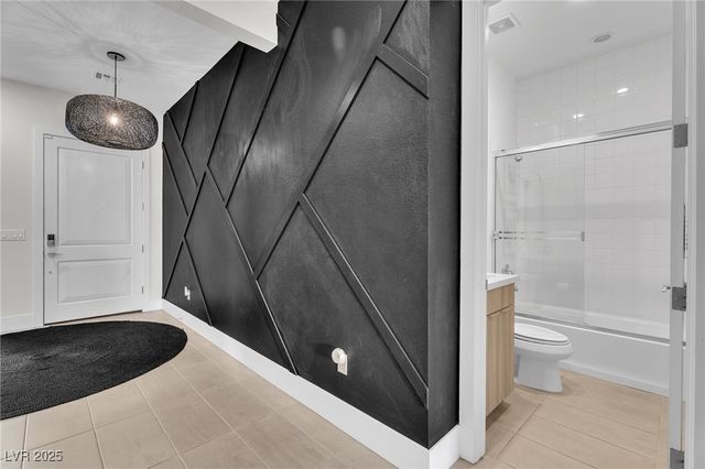 10214 Meandering Dell Street, Las Vegas, NV 89166