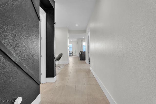 10214 Meandering Dell Street, Las Vegas, NV 89166