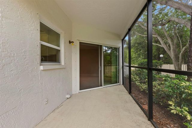 476 SANTA CRUZ PLACE NE B, St Petersburg, FL 33703