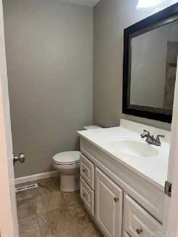9617 Temple DR, Little Rock, AR 72205