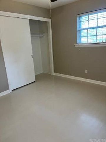 9617 Temple DR, Little Rock, AR 72205