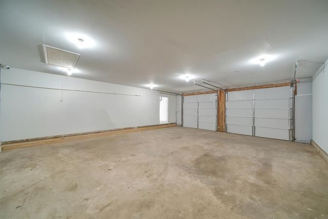 19900 Lewis Road, Cement City, MI 49233