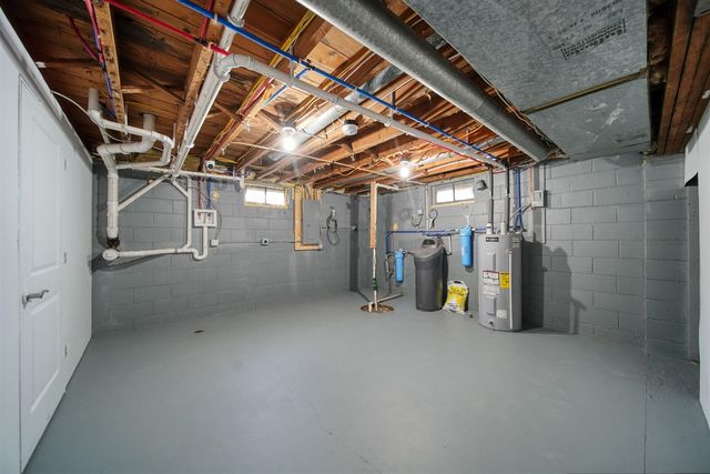 19900 Lewis Road, Cement City, MI 49233